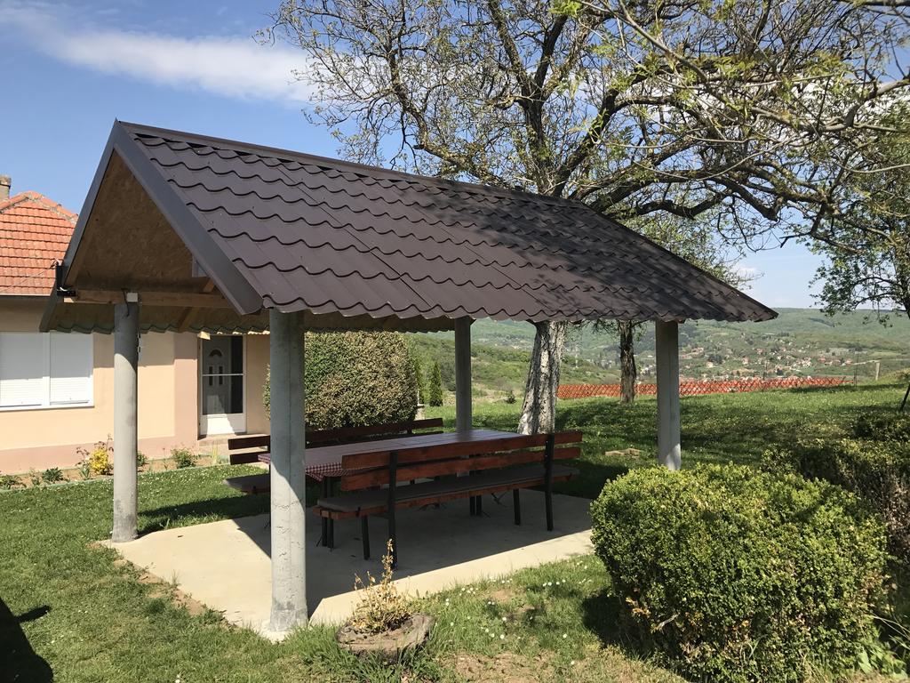 Holiday Home Stella Vrdnik Esterno foto